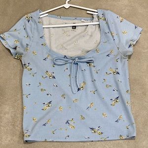 Me to We blue top, low rise, tie infront